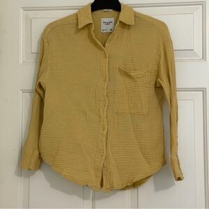 Abercrombie & Fitch Yellow Long Sleeve Gauze Button-Down Shirt Oversized Size XS